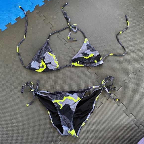 Scales Gear camo bikini, M/XL - Picture 1 of 4